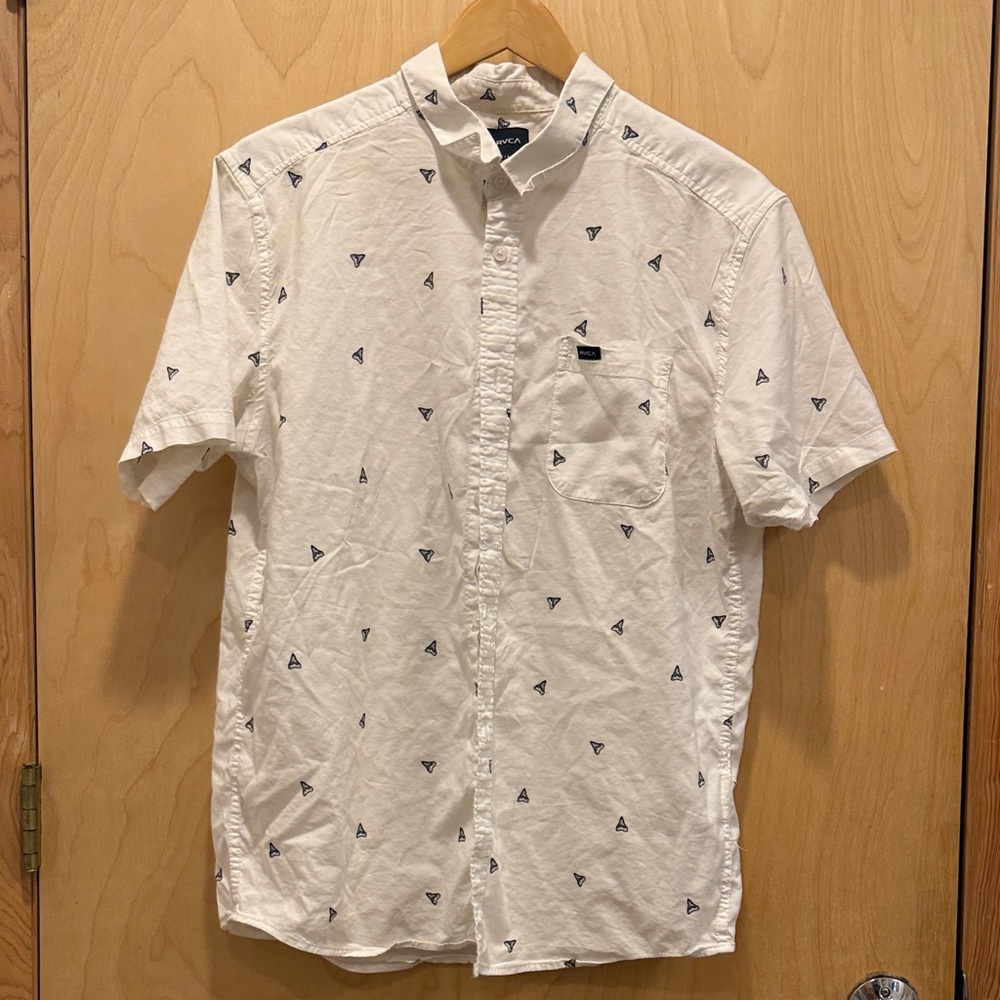 Men's RVCA shark tooth shirt